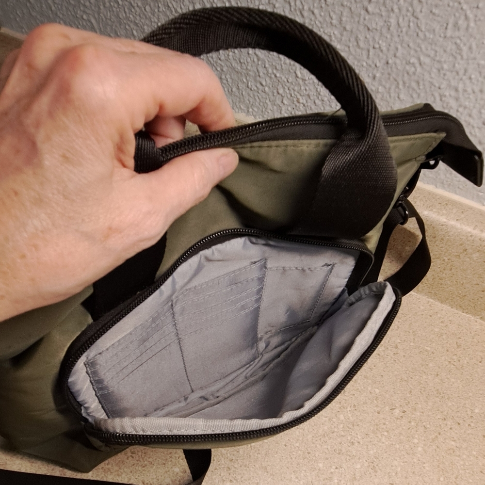 IHKWIP Tote Crossbody Bag - Picture 4 of 8